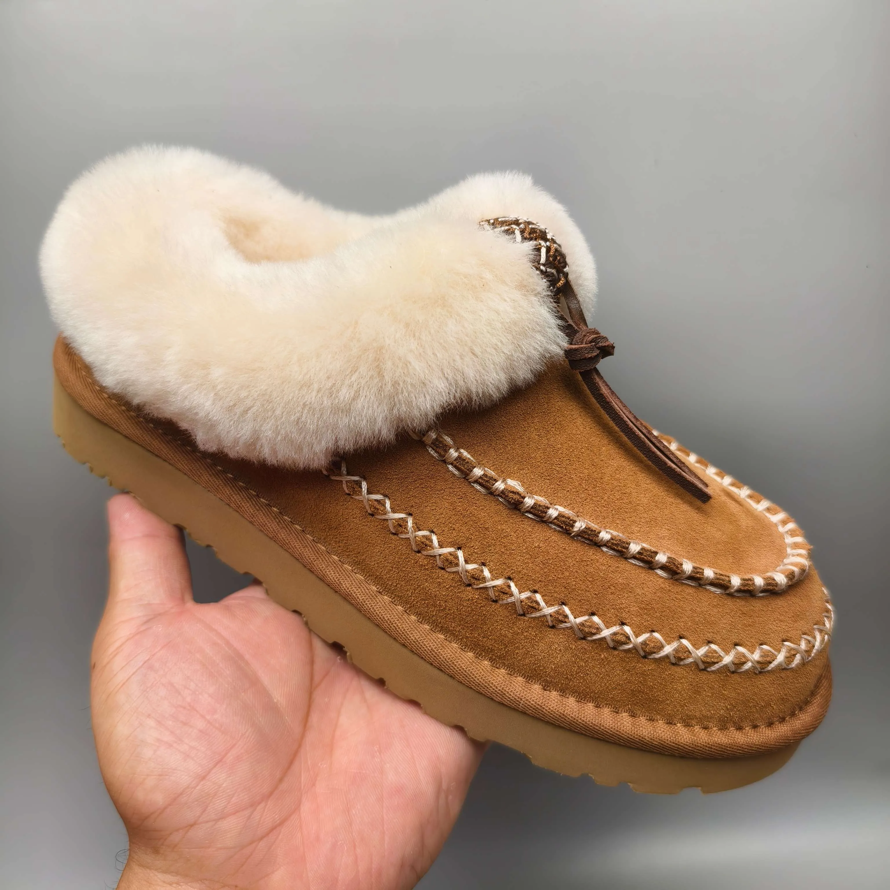 💰520 UGG sheepskin integrated snow boots 8258 ethnic style casual boots color: chestnut antelope brown matching size: 35-40